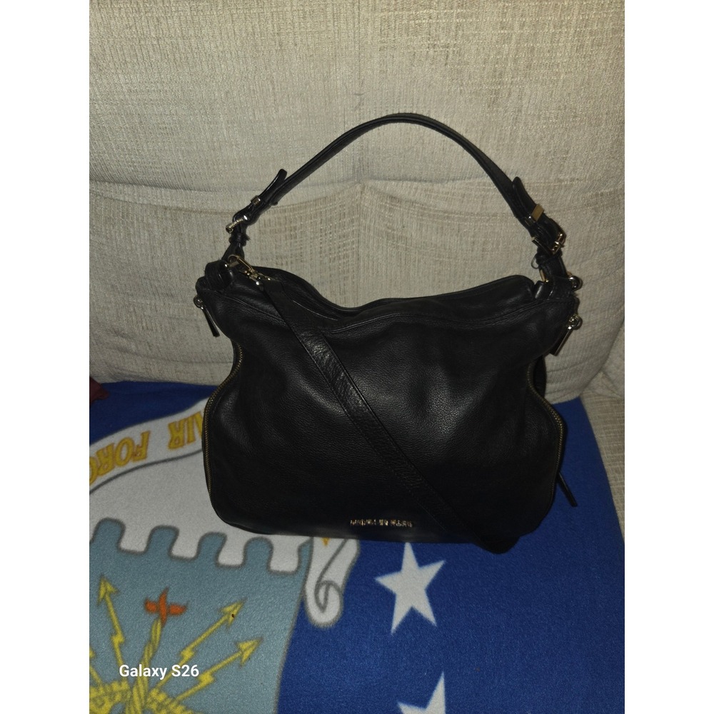 56. Michael Kors Bedford Large Black Pebbled Leather Shoulder Bag 38F5GXSL3L